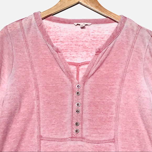 JANE AND DELANCEY Women’s pink henley - Picture 3 of 3